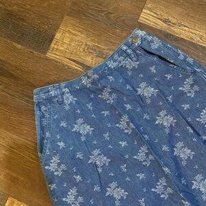 90s Liz Claiborne Denim Skirt with White Floral Accents